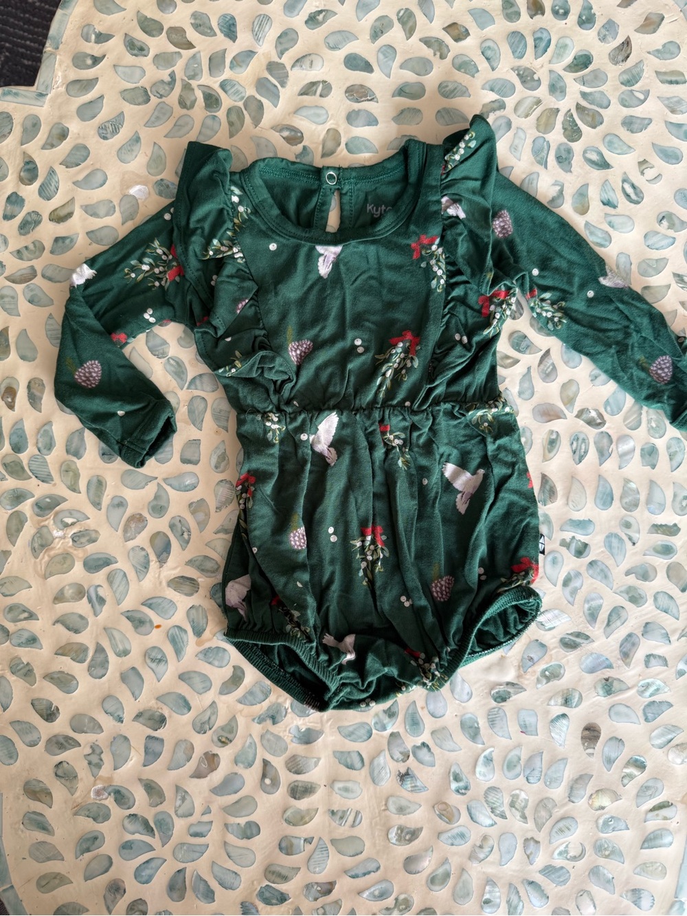 Kyte Baby Mistletoe and Winterberry infant Long Sleeve Bubble Romper